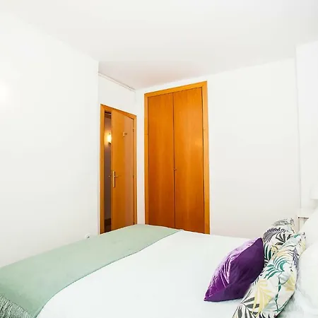 アパート Center & Espalter シッチェス